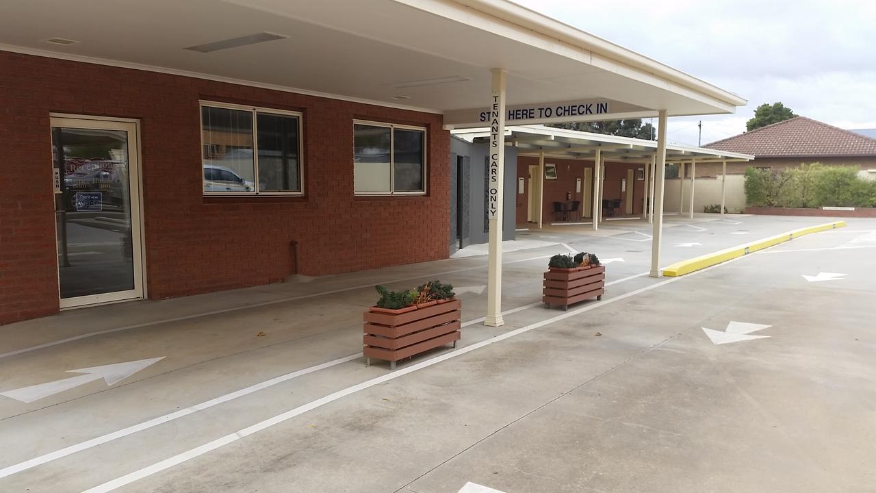 Ararat Southern Cross Motor Inn Exterior photo